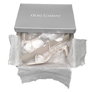 NEW David's Bridal Oleg Cassini Lynda Shoes! Sandals  Crystals Strap  Block Heel